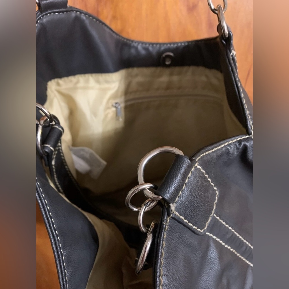 Avon Black Purse Bag PVC with PU Durable Material Pockets Gold Look Accents - Picture 10 of 10